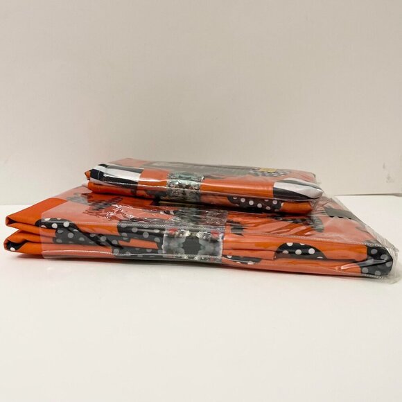 Curious By Cynthia Rowley Halloween Easy Care Tablecloth and Set of 6 Napkins - Picture 15 of 16